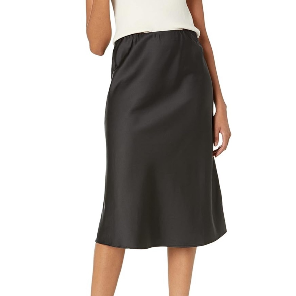 The Drop Maya silky slip skirt - Black -BNWT⭐